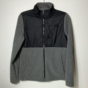 The North‎ Face Women’s 200wt Tundra Full Zip gray and black winter warm medium